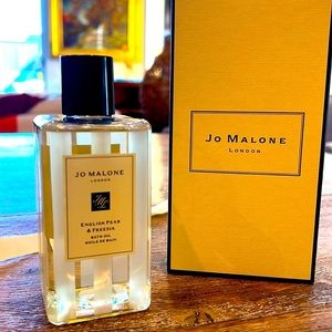 Jo Malone BRAND NEW English Pear & Freesia bath oil- large 250 ml/8.5 ounces